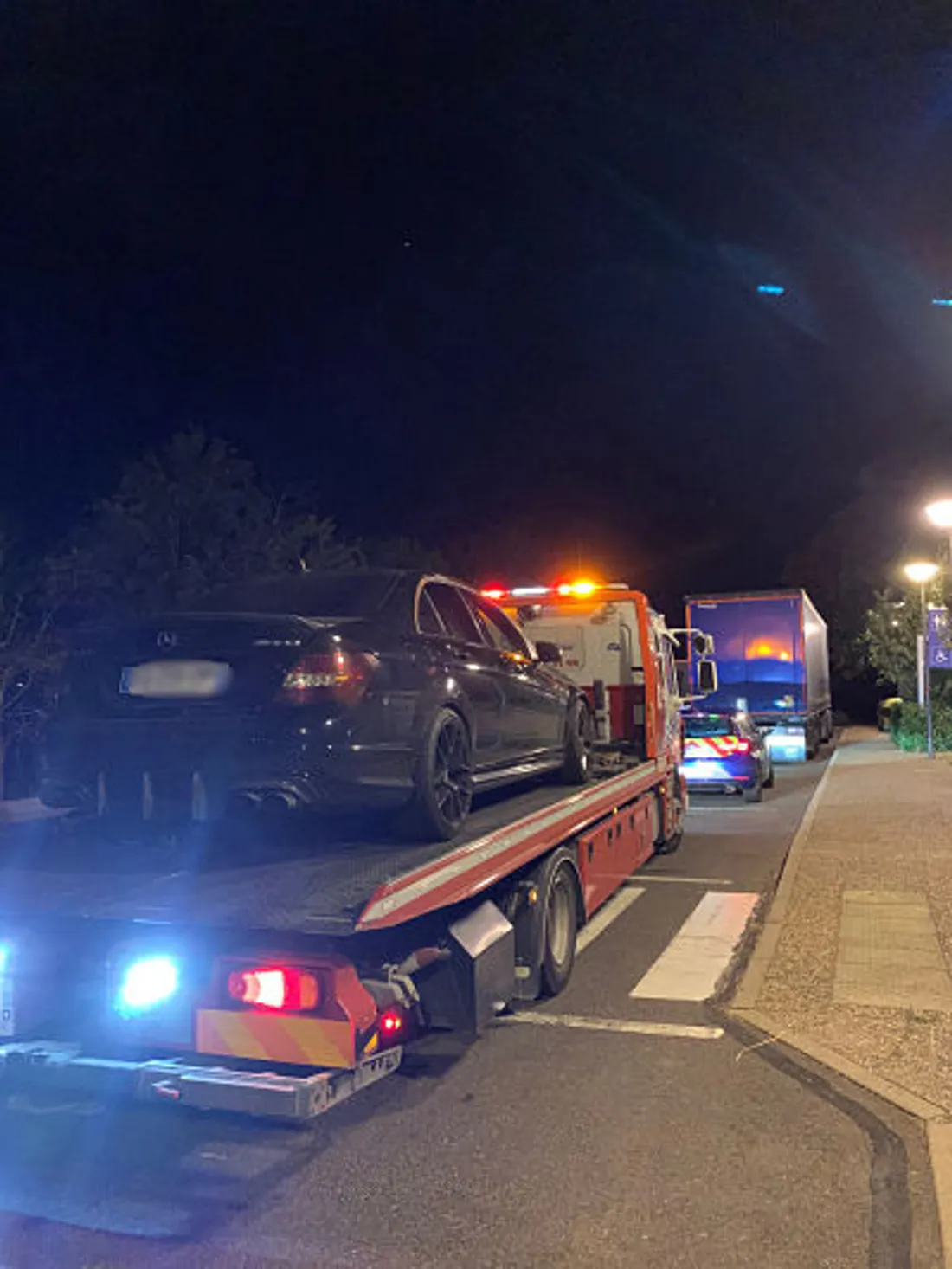 Trois excès de vitesse ont été enregistrés sur l'A10 dans la nuit de lundi à mardi.